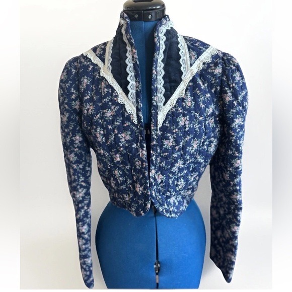 Gunne Sax Jackets & Blazers - Vintage 70s Gunne Sax Prairie Boho Blue Flower Lace Quilted Jacket